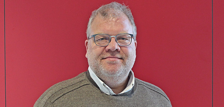 Patrick Fröhlich, Verkaufsberater
